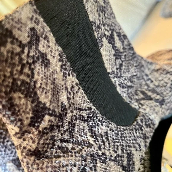 CHINESE LAUNDRY Faux Snakeskin Ankle Boots Women's‎ Size 9 - Picture 11 of 14